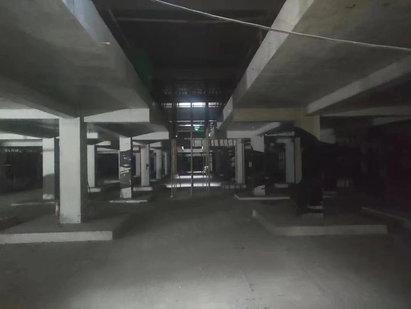 玉树山东又一个上海博普LOFT车库拔地而起